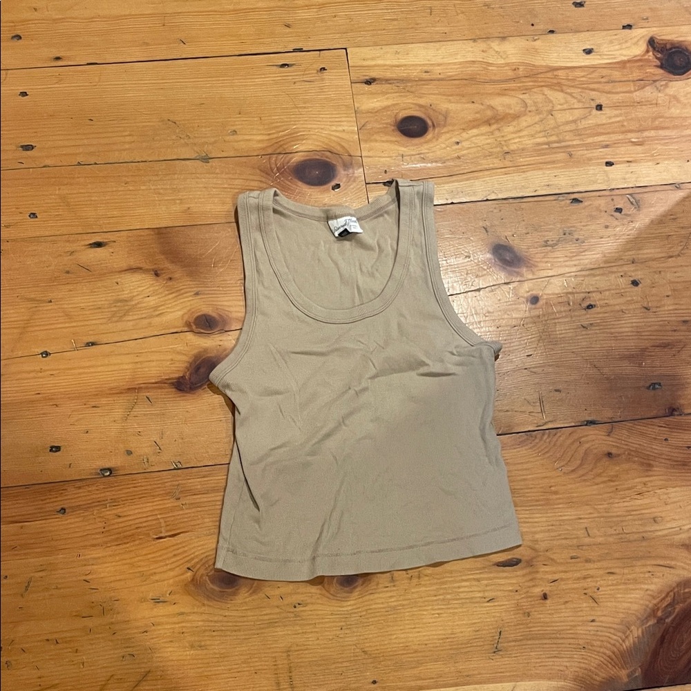 Universal Thread Beige Tank Top